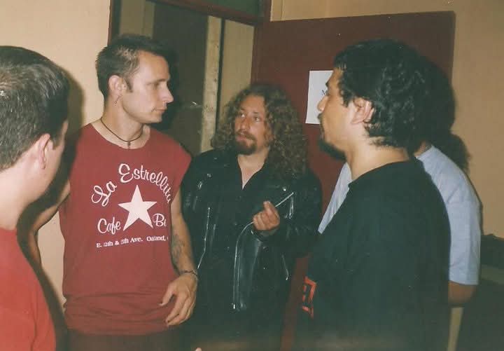 Llamando a los salvadores: El camino de Green Day en Chile